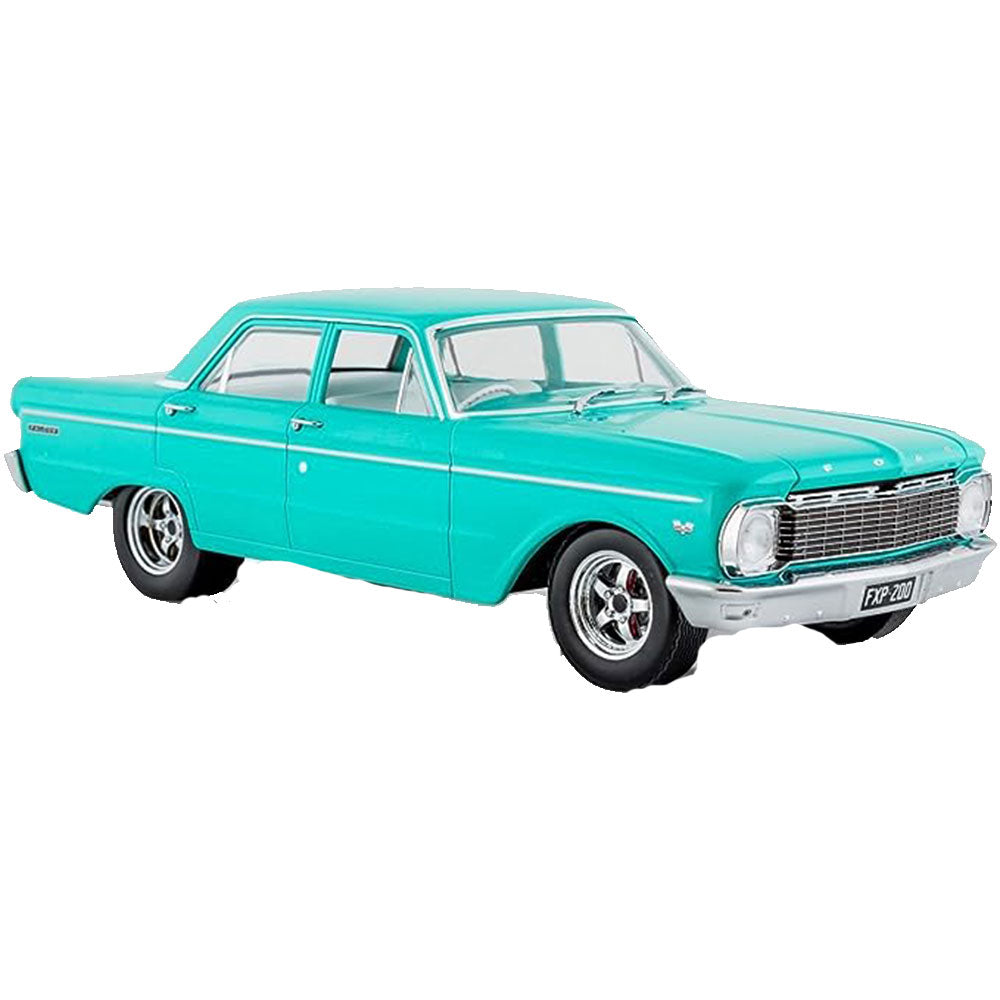 1965 XP Falcon Sedan Sealed Body 1:18モデルカー