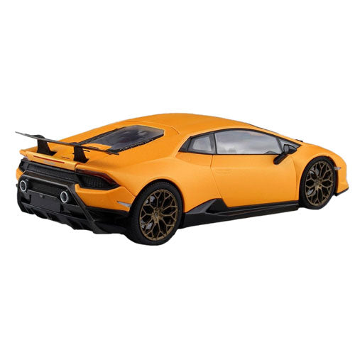 Aoshima Lamborghini Huracan Performante 1/24 Model