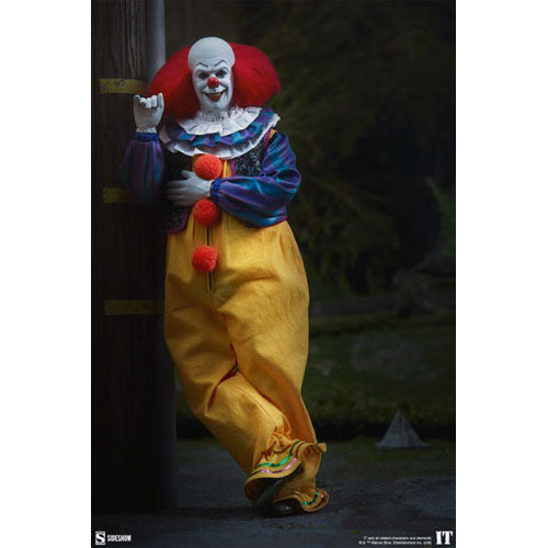 It 1990 Pennywise 1:6 Scale Action Figure