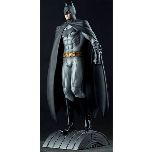 Batman New 52 Batman 1:6th Scale Limited Edition Statue