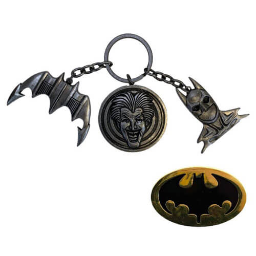 Batman (1989) CHS Keychain & Pin Set